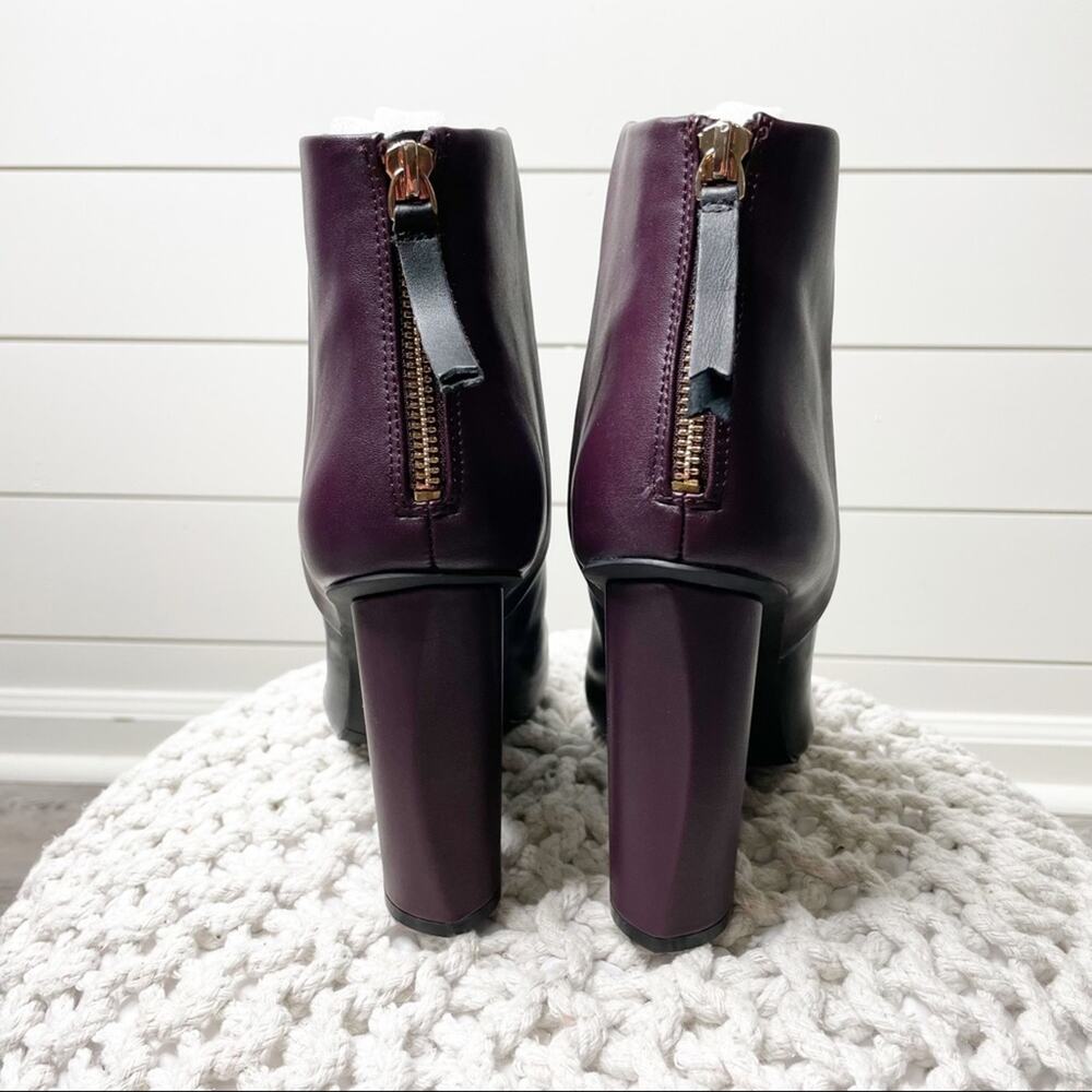 CAbi Bisset Color Block Pointed Toe Leather Booties Black Vino Size 10 - Picture 8 of 9